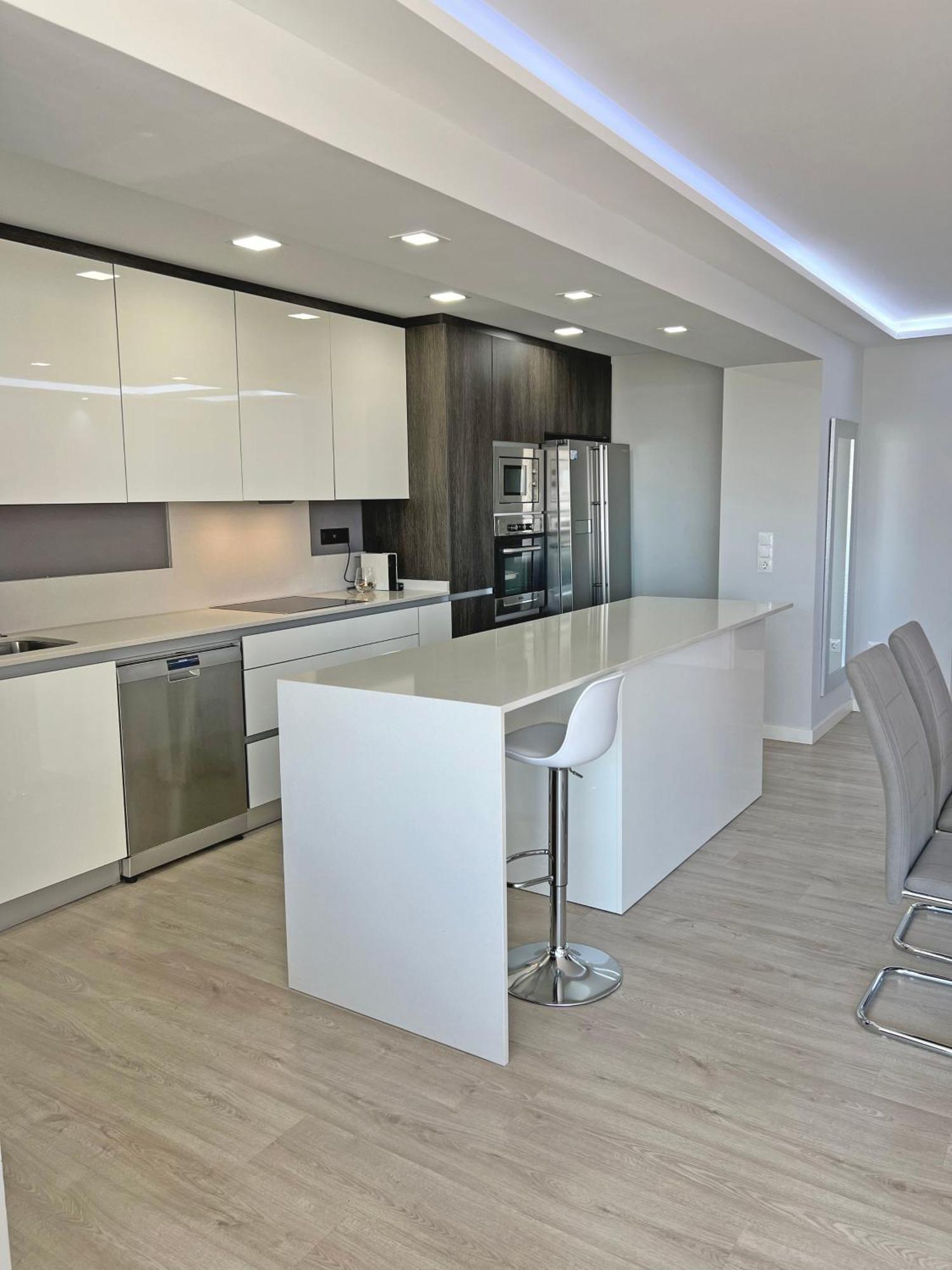 Lujo En La Playa. Parking Gratis Apartment Alicante Exterior photo