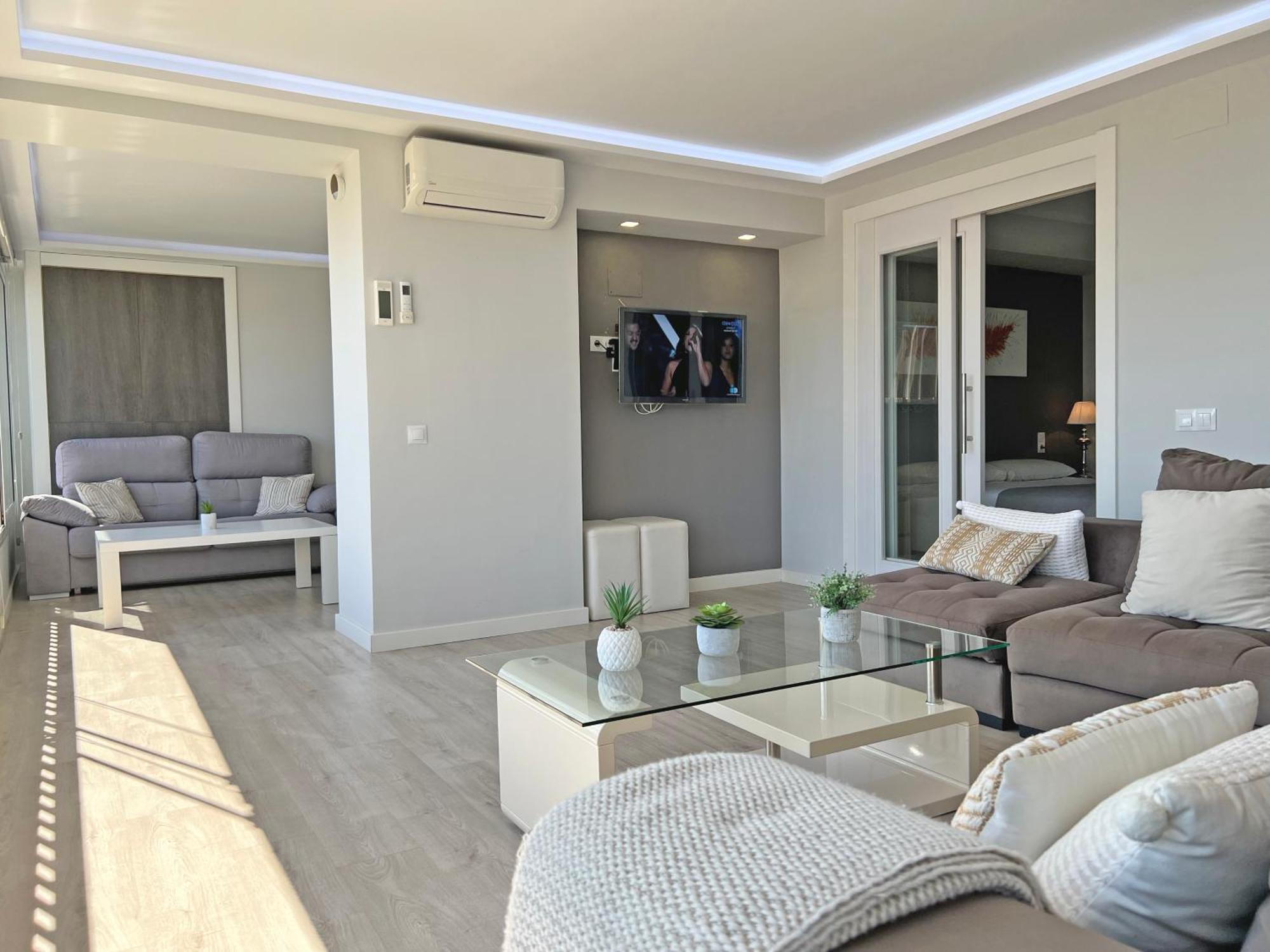 Lujo En La Playa. Parking Gratis Apartment Alicante Exterior photo