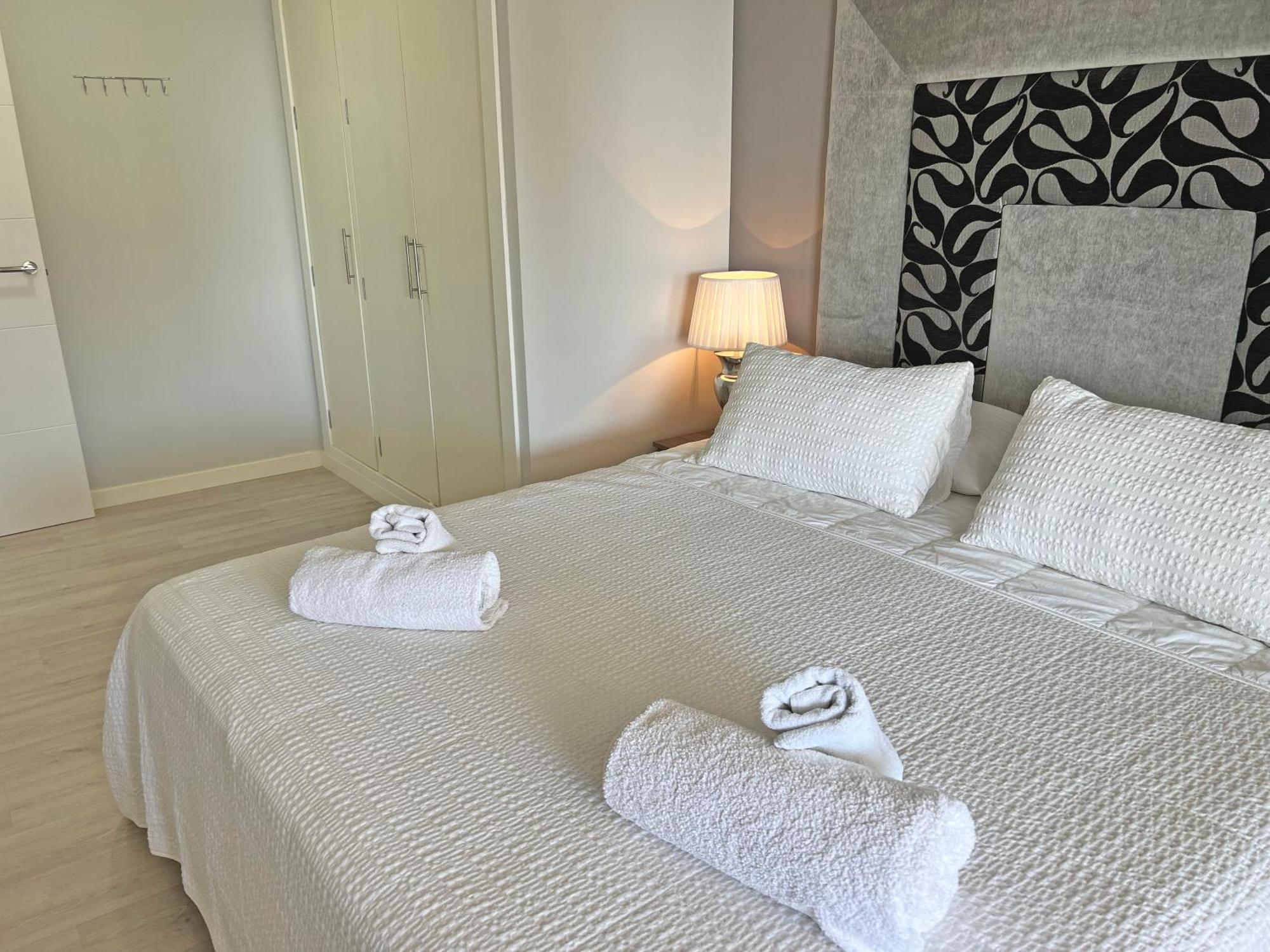 Lujo En La Playa. Parking Gratis Apartment Alicante Exterior photo