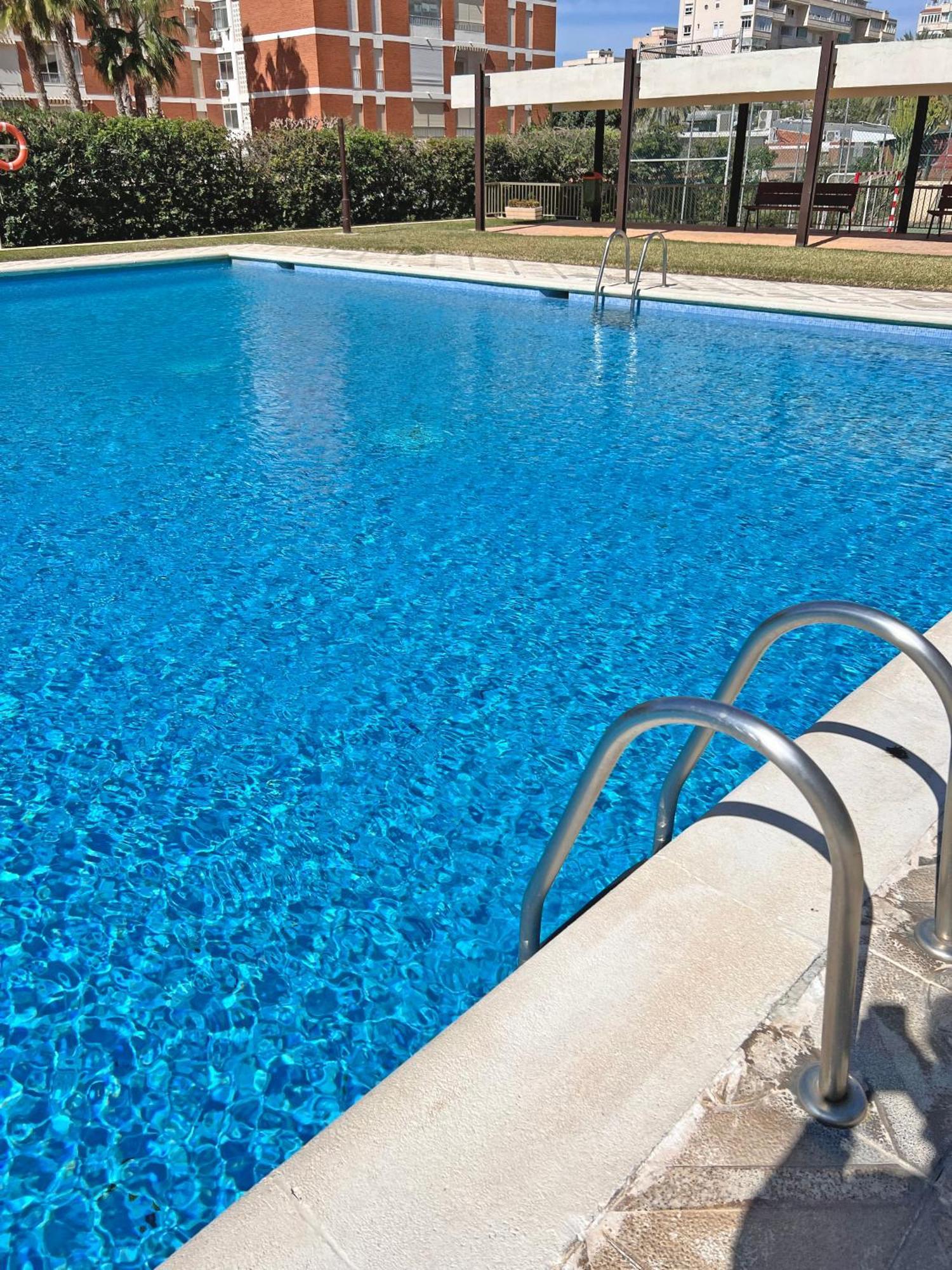 Lujo En La Playa. Parking Gratis Apartment Alicante Exterior photo