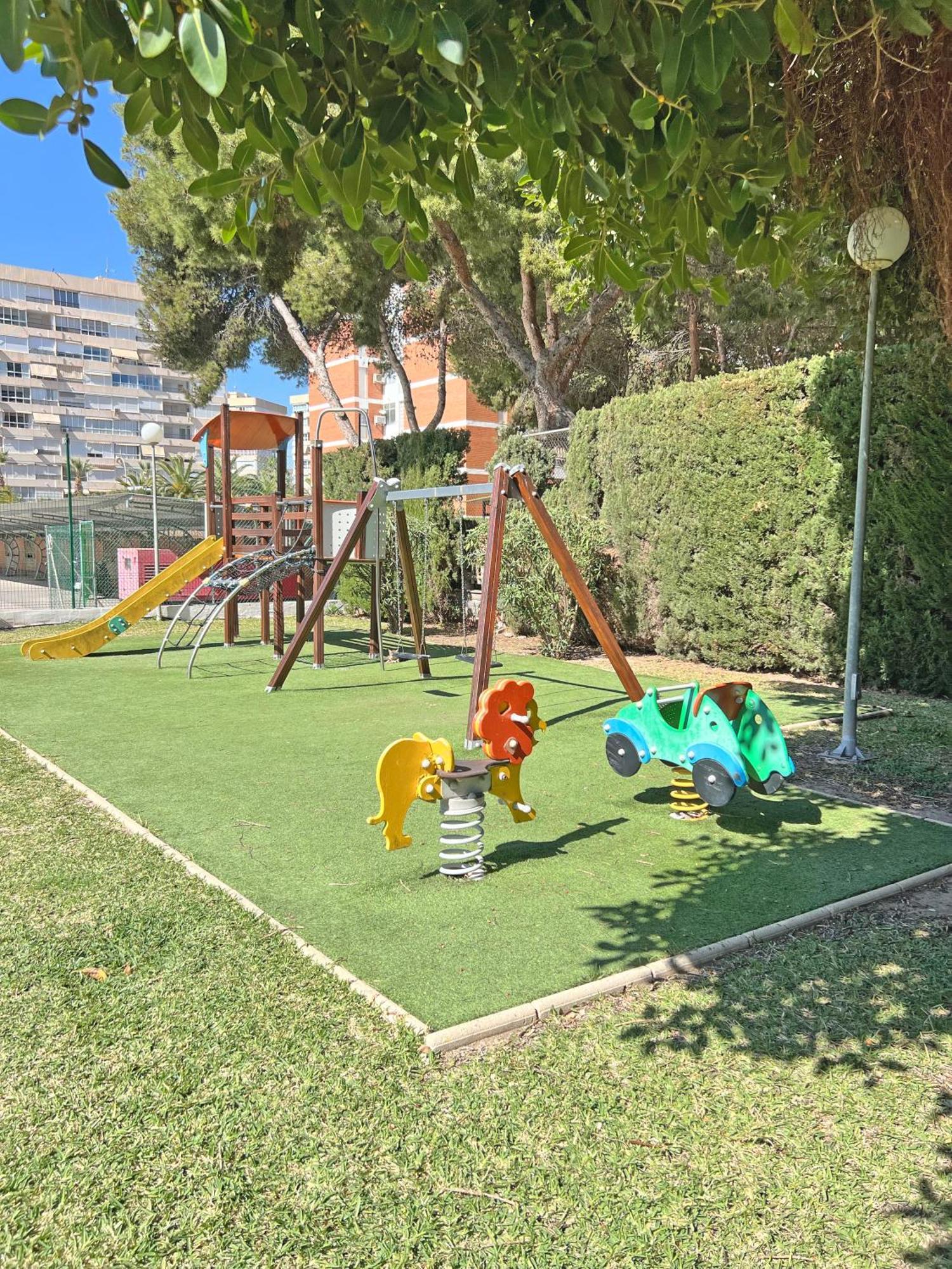 Lujo En La Playa. Parking Gratis Apartment Alicante Exterior photo