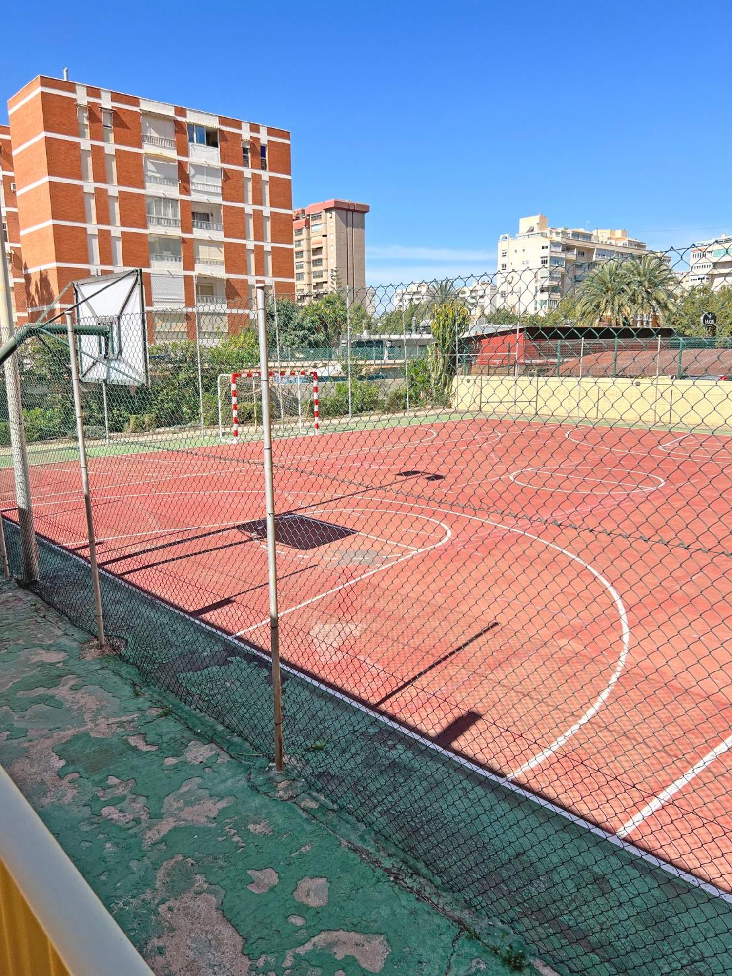 Lujo En La Playa. Parking Gratis Apartment Alicante Exterior photo