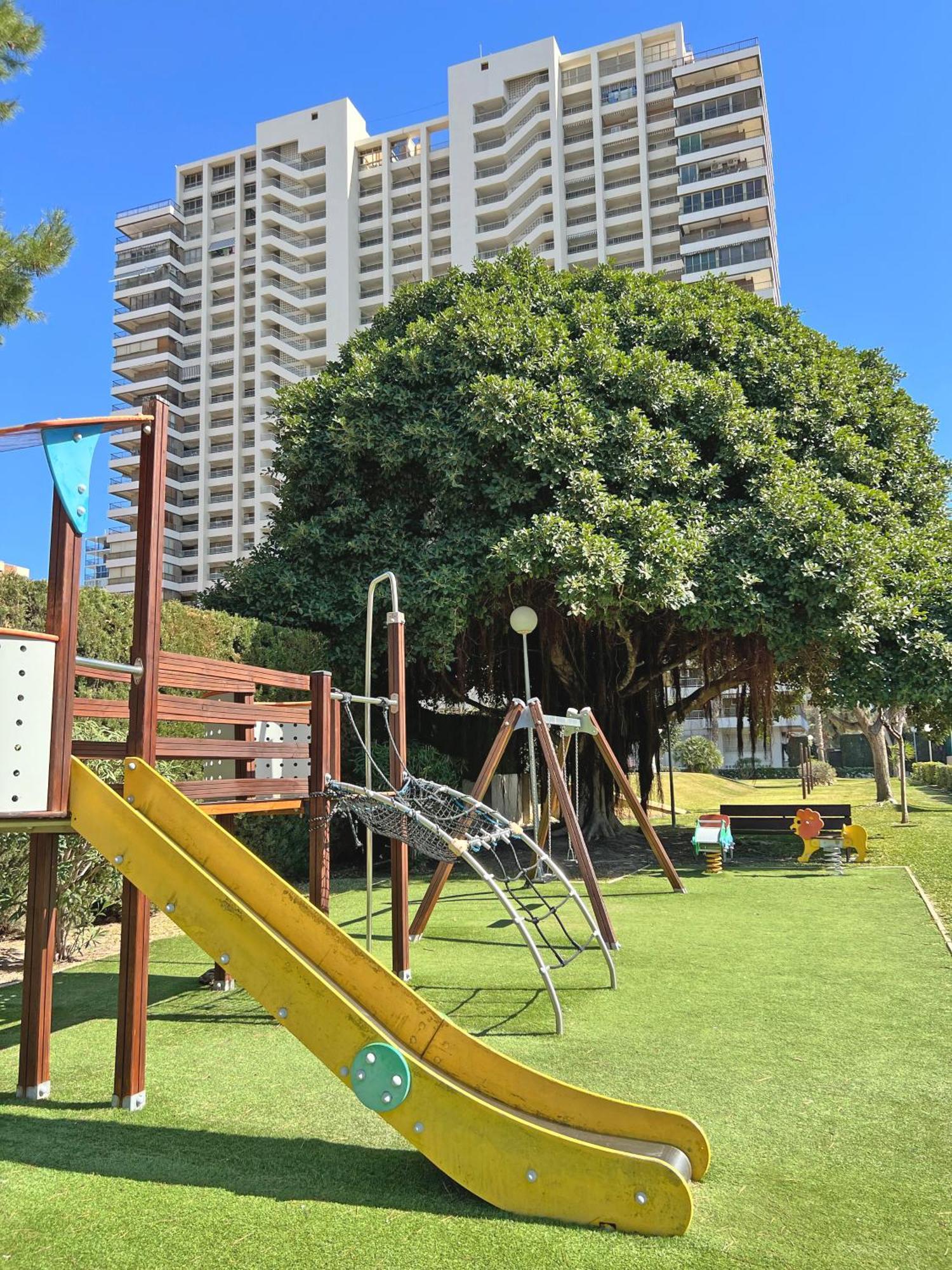 Lujo En La Playa. Parking Gratis Apartment Alicante Exterior photo