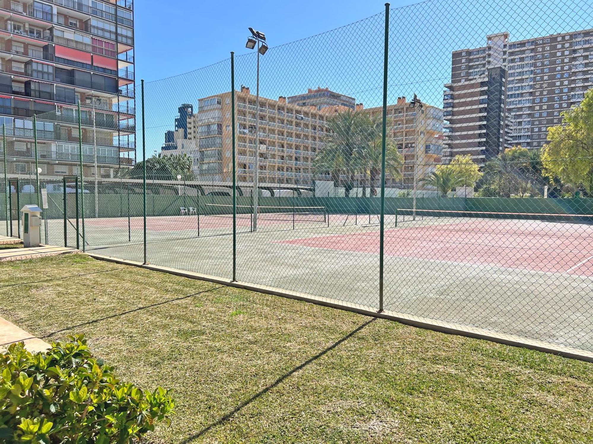 Lujo En La Playa. Parking Gratis Apartment Alicante Exterior photo