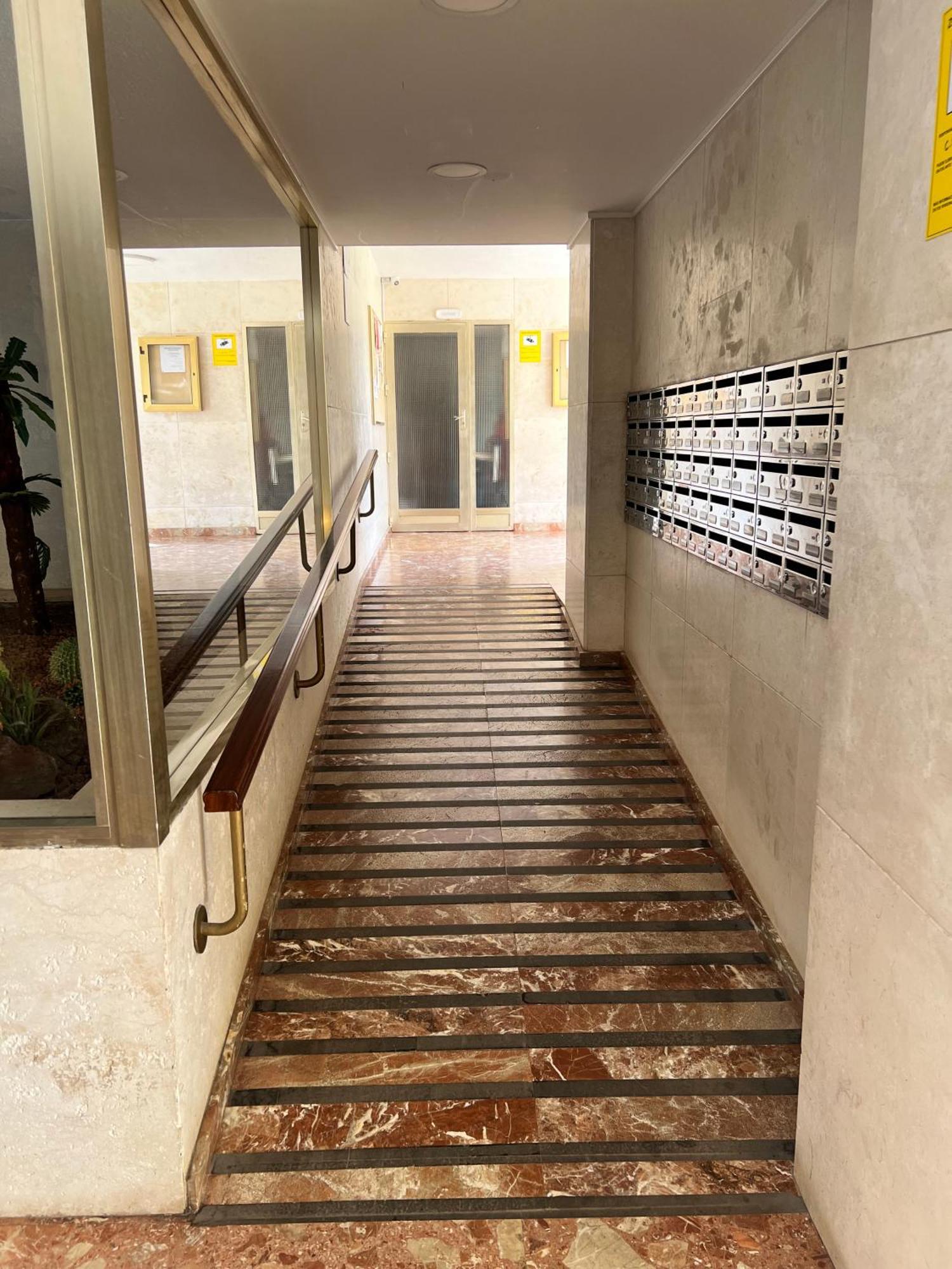 Lujo En La Playa. Parking Gratis Apartment Alicante Exterior photo